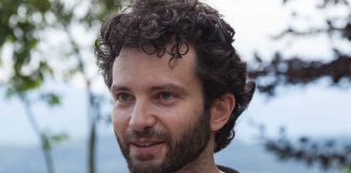 Alessandro Barbaglia con il suo “Scusa ma resto qui” ospite di Confabulare