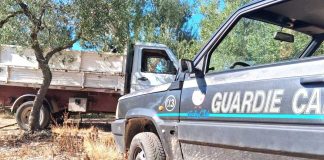 Sventato il furto del raccolto in contrada Radicorno: ritrovato autocarro rubato e carico di uva