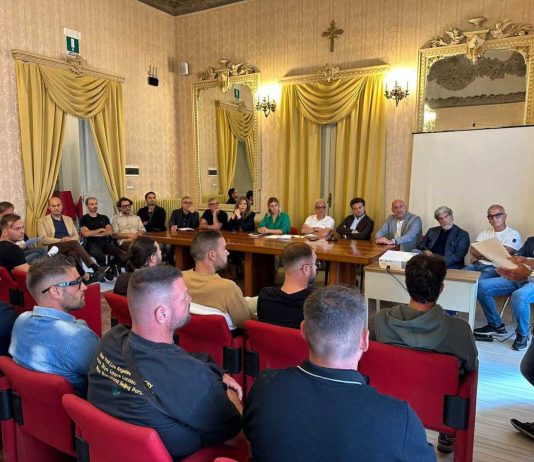 Crisi olivicoltura, anche il comune di Ruvo vicino agli agricoltori in protesta a Bitonto